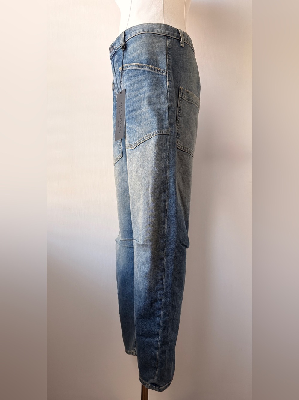 Nili Lotan Shon Jeans - Barrel Horsehoe Leg in Classic Denim Wash - NWT Size 25 - Picture 4 of 9